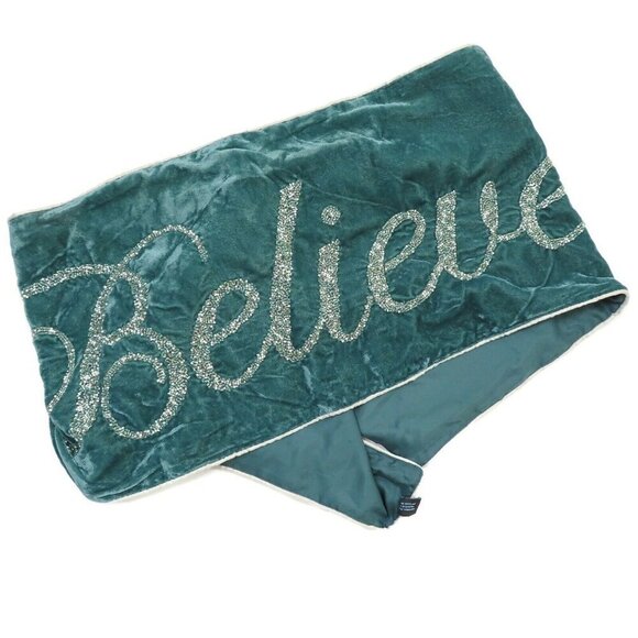Cynthia Rowley 14.5in x 74in Believe Beaded Velour Velvet Table Runner Holiday - Picture 10 of 10